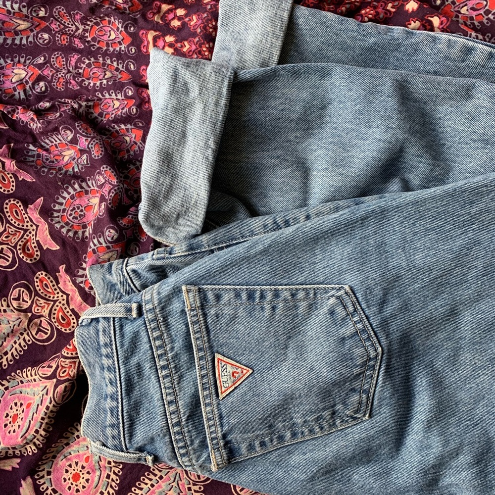 guess vintage mom jeans 🌊